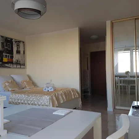 Daire A.g-apartamenty Centrum